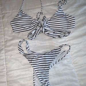 Cute bikini!